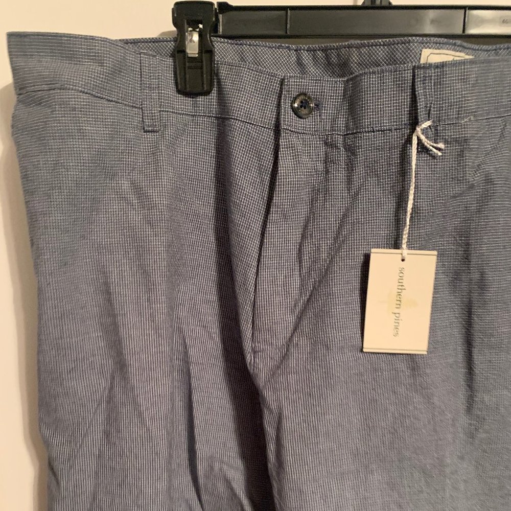 NWT MENS DRESS SHORTS, BLUE & WHITE SZ 42